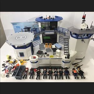 Playmobil Police Station with Prison City Action Series 6919 Lot Extras